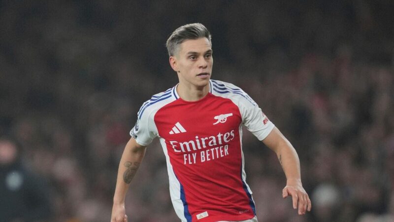 Rapporto, risultato, obiettivi come Gunners mette in attesa il titolo del titolo di Liverpool