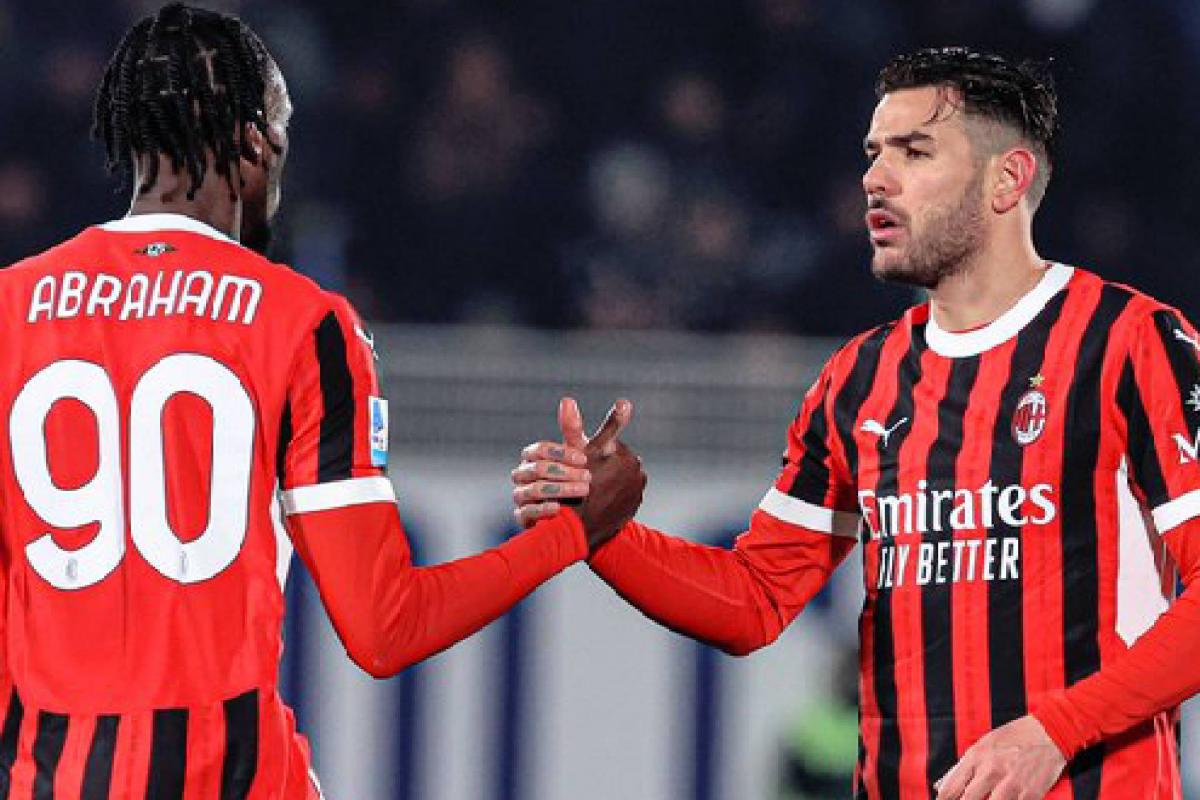 Theo Hernández supera Paolo Maldini come difensore con il punteggio più alto del Milan