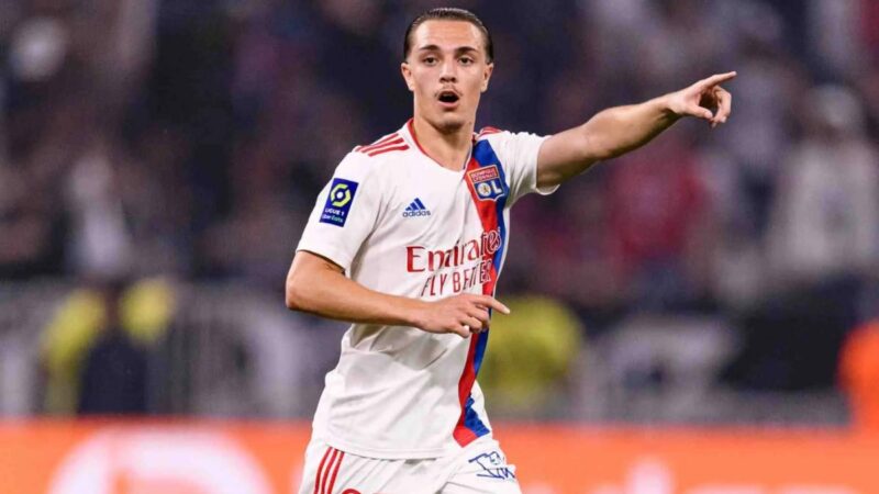 Un altro acquisto comasco di Cesc Fábregas! Per Caqueret pagheranno 17 milioni