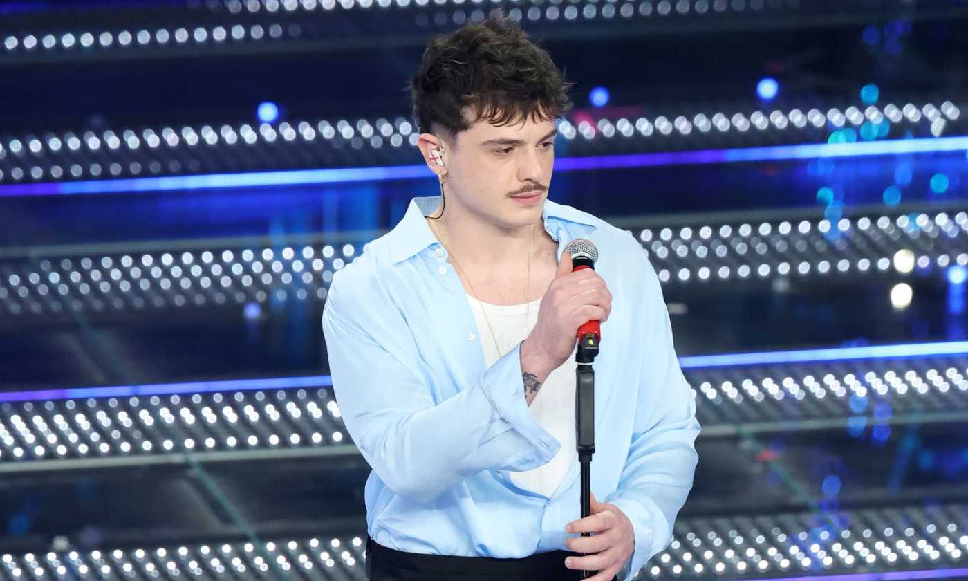 Chi è Olly, il vincitore di Sanremo 2025 che rivuole la Sampdoria in Serie A|Gossip