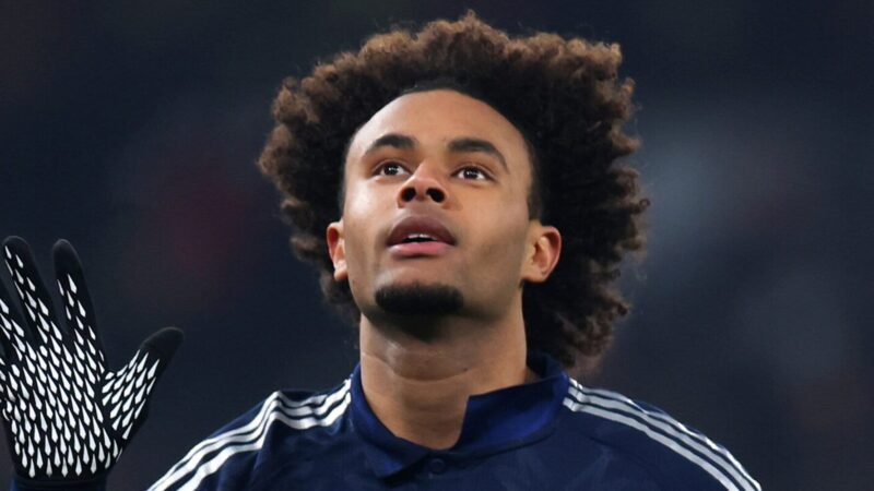 Corriere dello Sport – Mercato Napoli, Kvara e Osimhen frutteranno 150 milioni: da Zirkzee a Veiga, la nuova lista