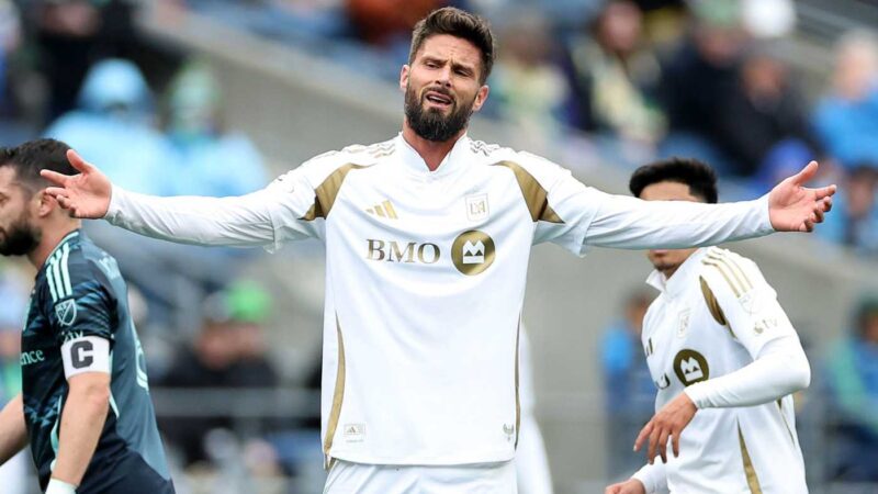 Giroud ha perso il sorriso a Los Angeles: le difficoltà dell’ex Milan | Primapagina