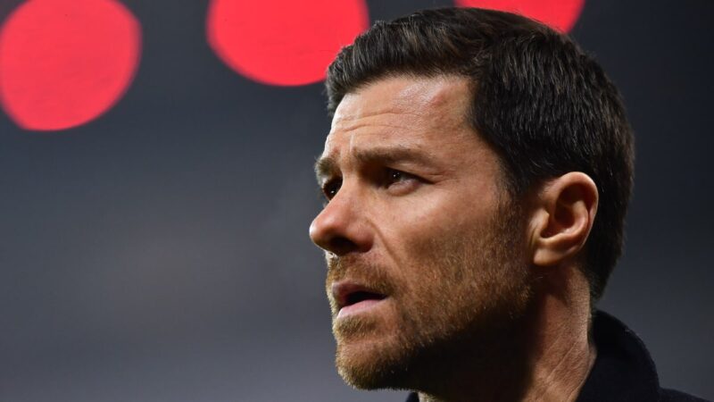 Il Real Madrid ha fatto aspettare mentre il capo di Bayer Leverkusen Xabi Alonso è ancora incerto sui piani futuri