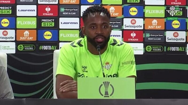 Il mondo del calcio si arrende a Isco: “È il miglior partner che ho visto in tutta la mia carriera”