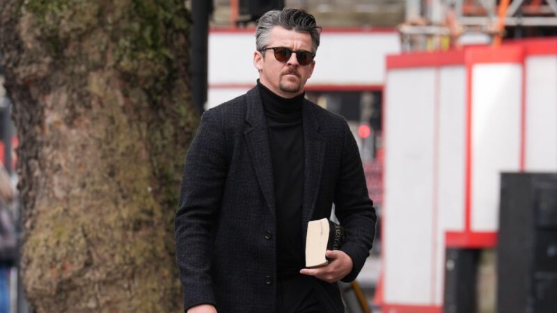 Joey Barton ha consegnato la condanna sospesa dopo essere stato dichiarato colpevole di aggressione moglie