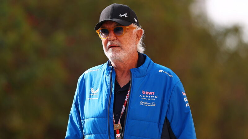 TS – “Caccia la gente che vince. Dai leoni ai gattini”