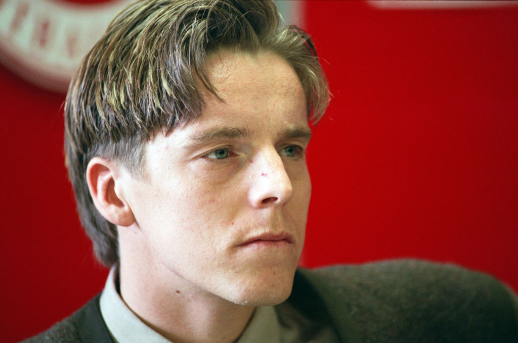 “Ero in piedi sotto la doccia con lo shampoo nei miei occhi quando il segretario è entrato nello spogliatoio e ha gridato:” Abbiamo accettato di venderti “”: l’ex attaccante della Lega-Premier ricorda di aver scoperto il trasferimento delle chiavi