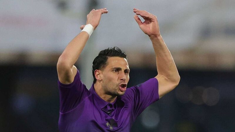 Fiorentina, Mandragora commosso: “È il momento migliore della mia carriera. La Nazionale? Sì, ci spero” | Conference League