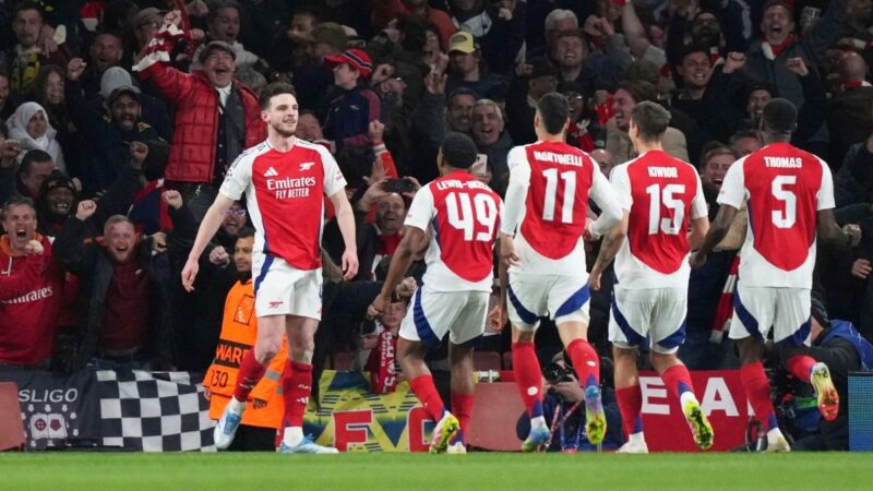 Gunners stordi campioni agli Emirati