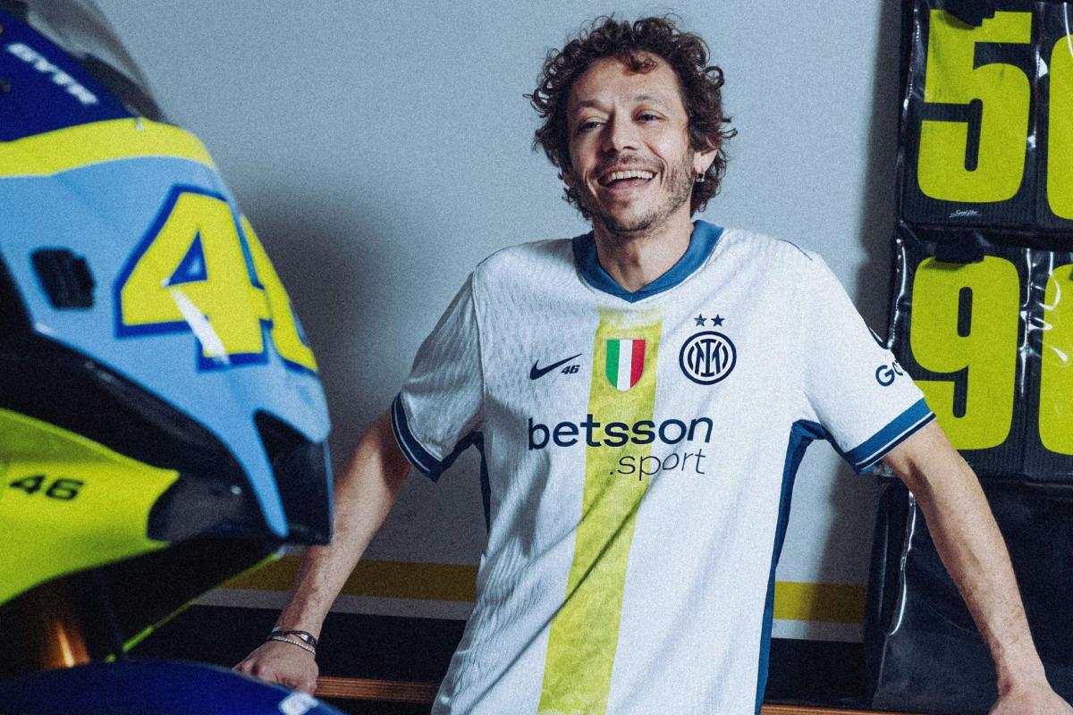 Inter design una maglietta speciale a Valentino Rossi