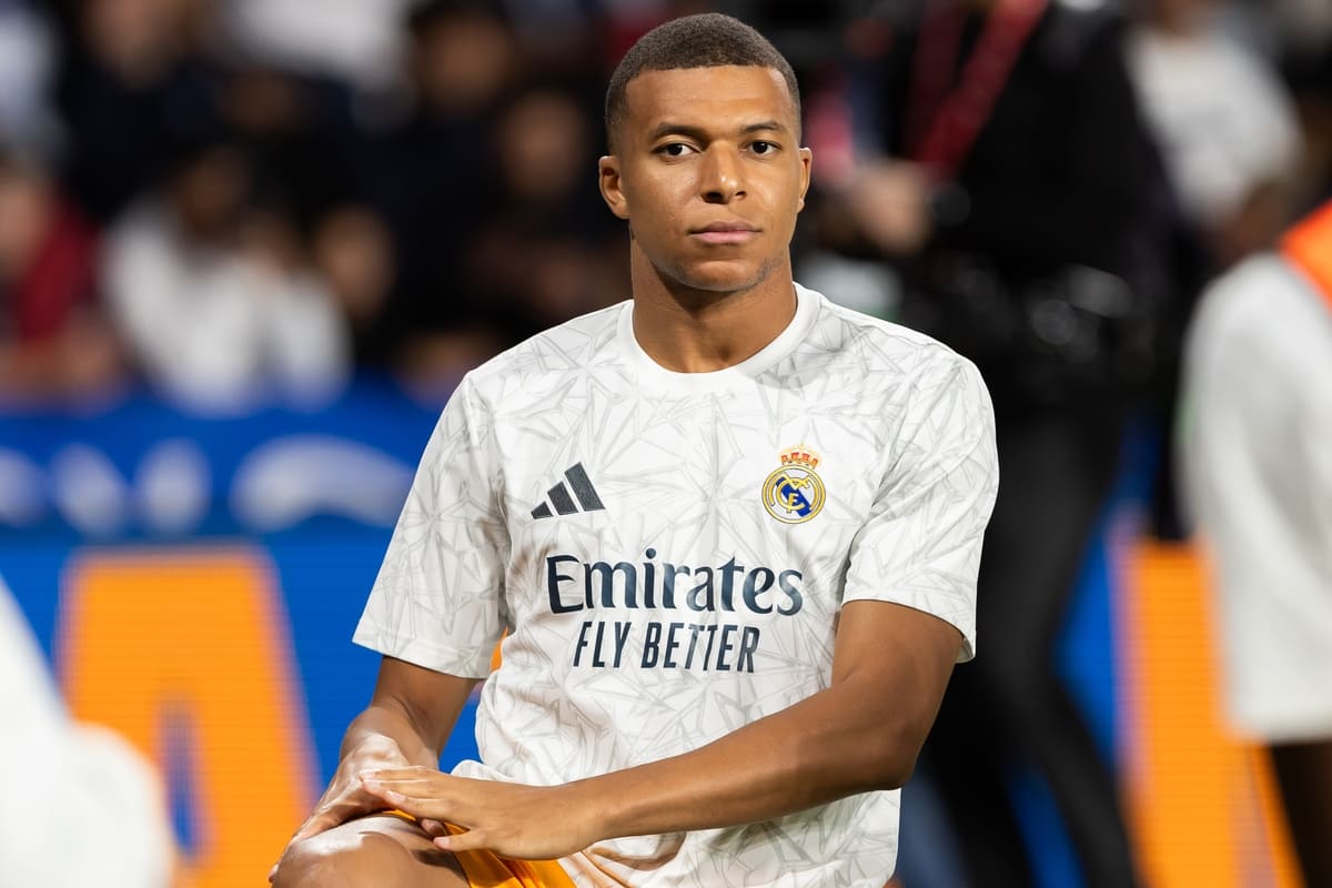 L’ex eroe del Real Madrid colpisce a Carlo Ancelotti e chiede che uno dei Fab Four sia eliminato