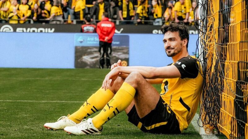 Mats Hummels, Legend of the Dortmund viene ritirato