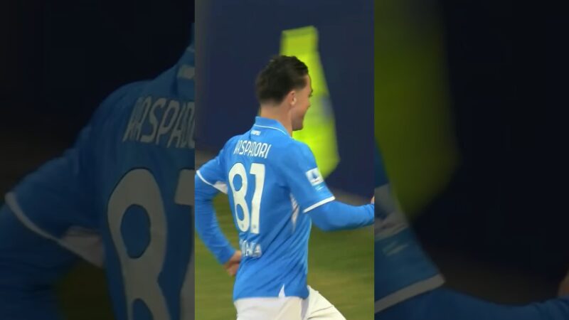 Raspadori manda Maradona in una frenesia 🤯