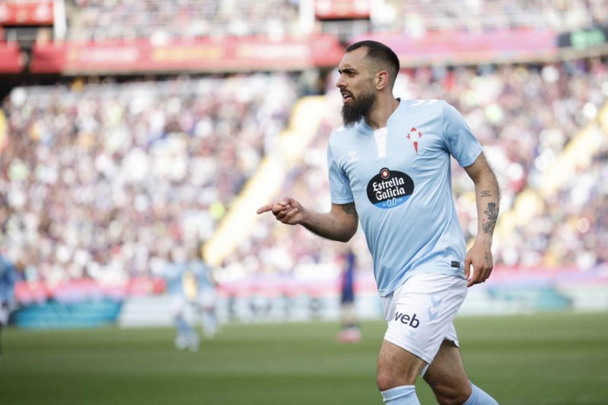 Borja Iglesias arriva al meglio a Bernabéu