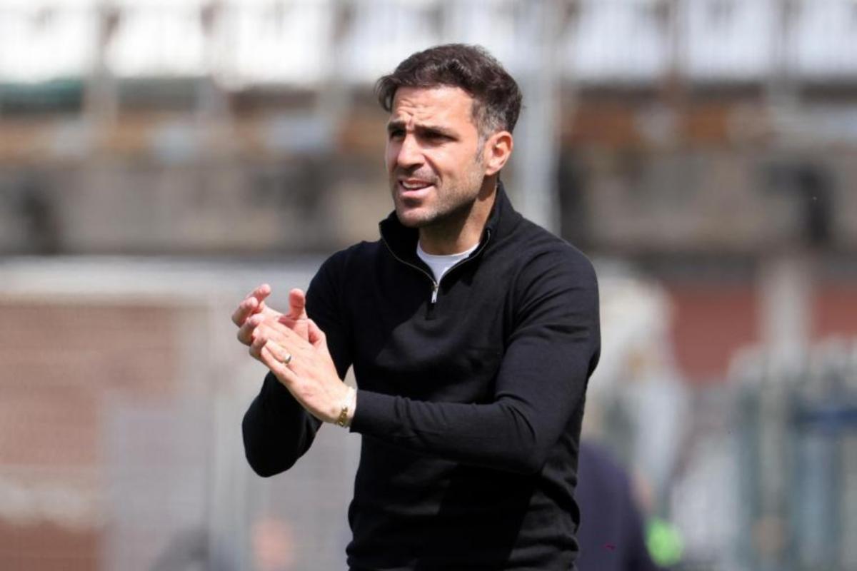 Cesc fàbregas, scelto “allenatore del mese” per la seconda volta consecutiva
