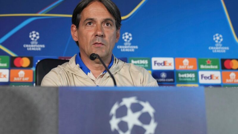 “In questo momento sarebbe pazzo pensarci”