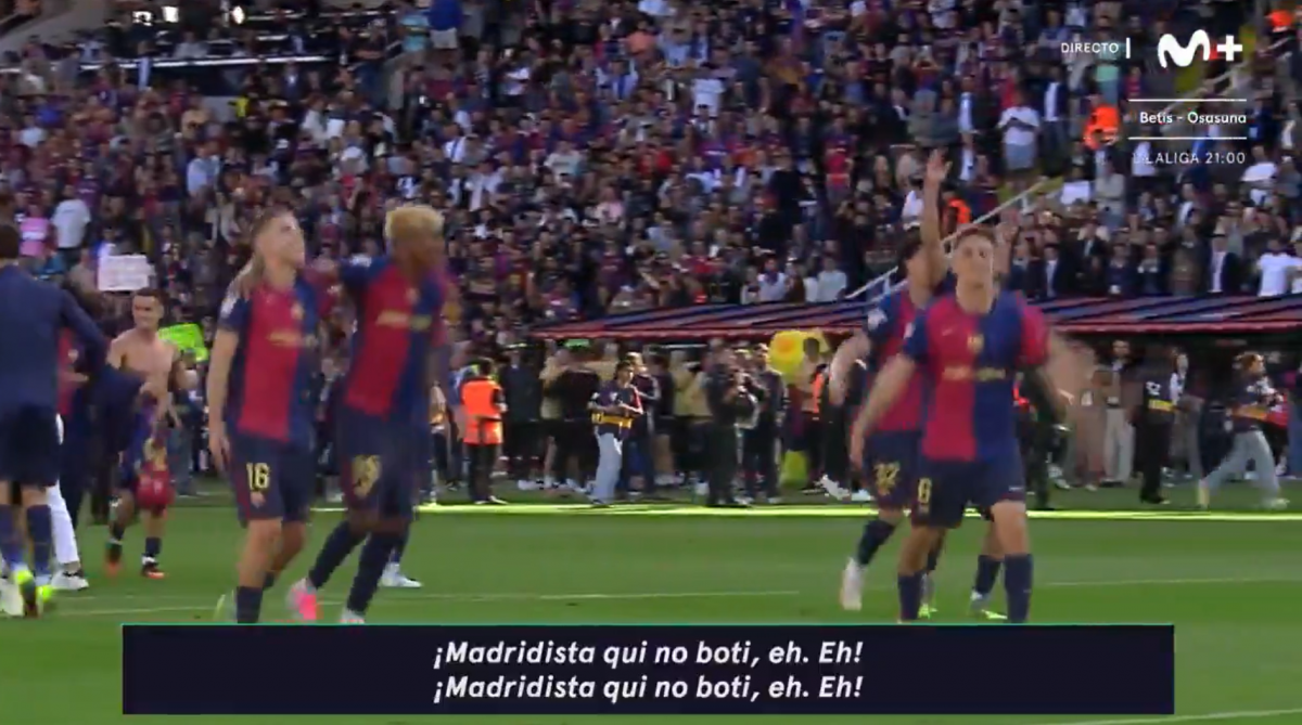 La celebrazione dei giocatori del Barcellona che cantano “Real Madrid Qui No Boti”