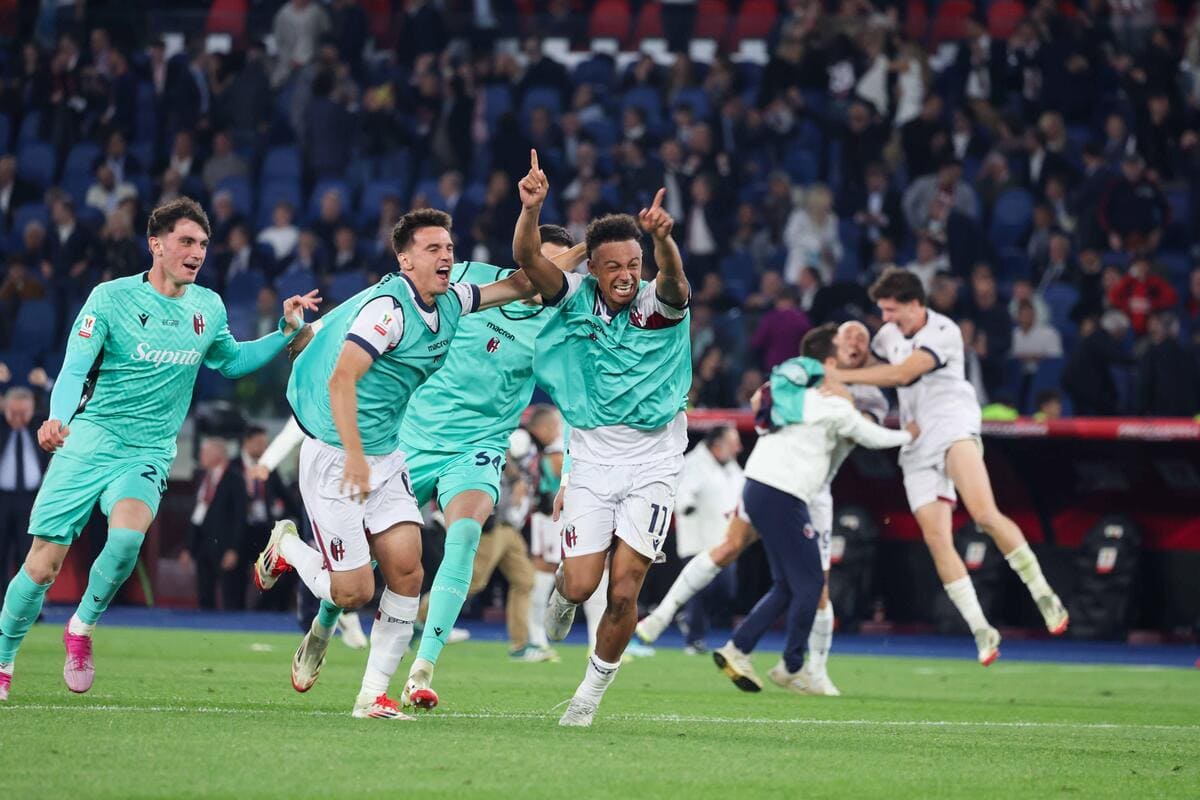Rossoblu vince Coppa Italia per concludere 51 anni Attesa per il grande trofeo