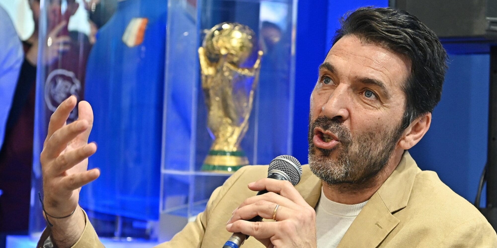 Tuttosport – “Non è così scontato”. Poi l’applauso all’Inter