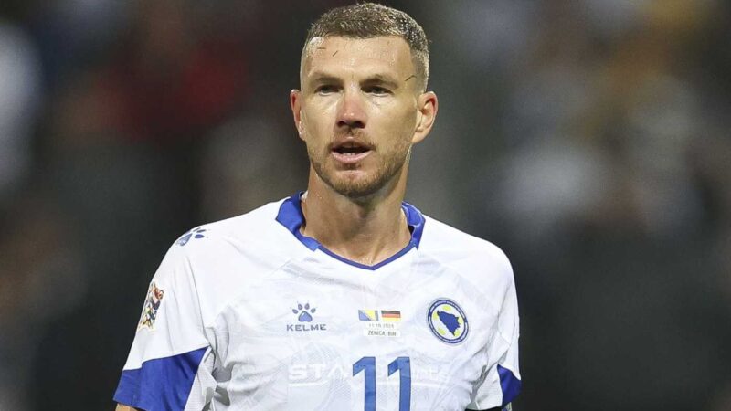 Bologna, c’è l’offerta a Dzeko: corsa a due con la Fiorentina, cifre e dettagli | Calciomercato