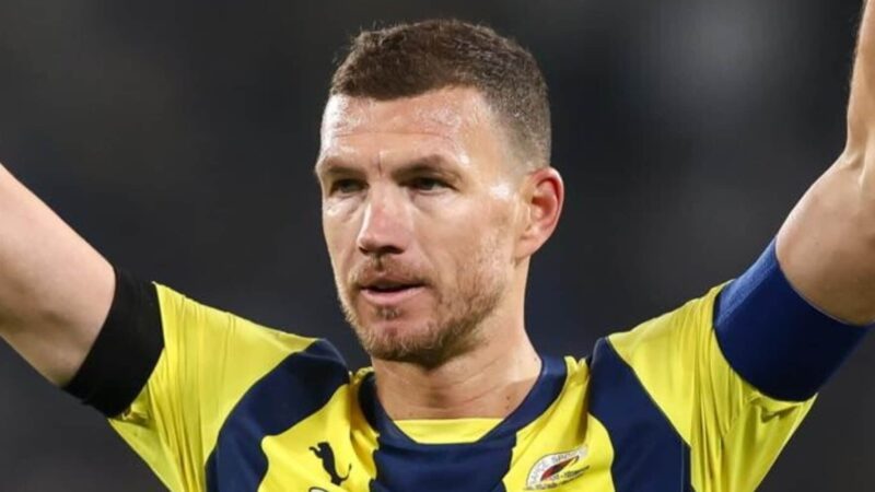 Corriere dello Sport – vuole tornare in Italia, sondaggio di Sartori