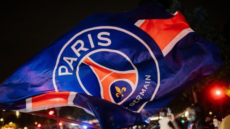Due morti e centinaia arrestati dopo che il disturbo è scoppiato in Francia in seguito al trionfo storico della PSG Champions League