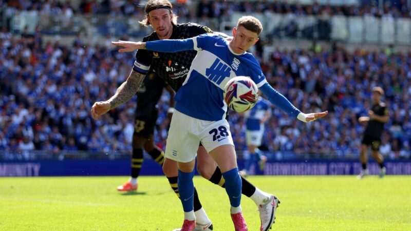 Formazioni confermate mentre Stansfield fa annuire davanti