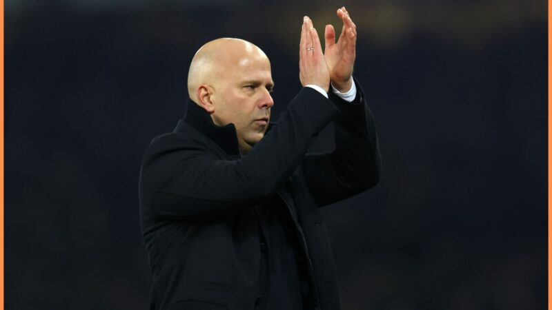 Liverpool mira a una mossa per un nuovo difensore centrale con opzioni selezionate