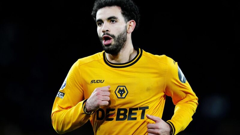 MAN CITY SIGN WOLVES LASTRO SINISTRA AIT-NOURI