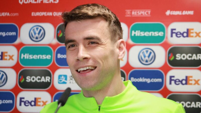 Seamus Coleman firma l’estensione con Everton che porta il difensore a 17 anni con Toffees
