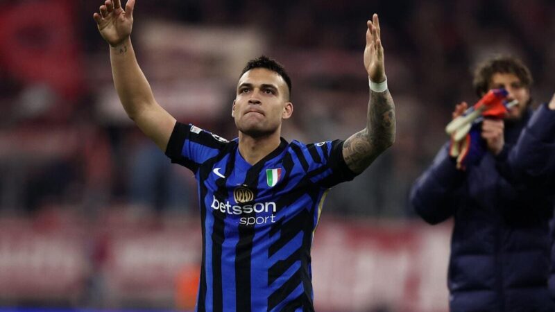 Alcuni giocatori “dovrebbero andarsene” dice lo skipper Martinez