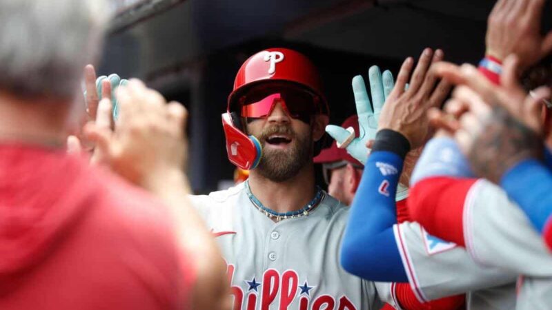 Bryce Harper di Phillies ha maledetto il commissario durante la riunione