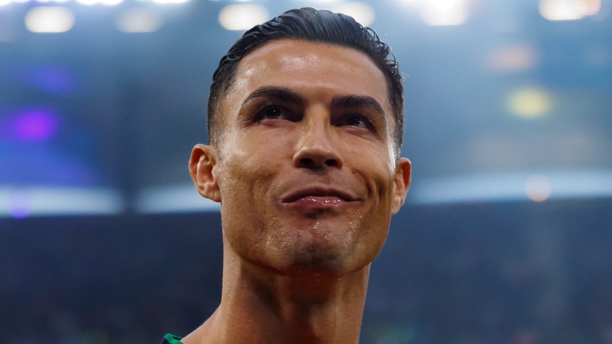 Cristiano Ronaldo ‘orgoglioso’ del nuovo Museo CR7 a Hong Kong … come la camicia del Man United presenta prima in Instagram Clip