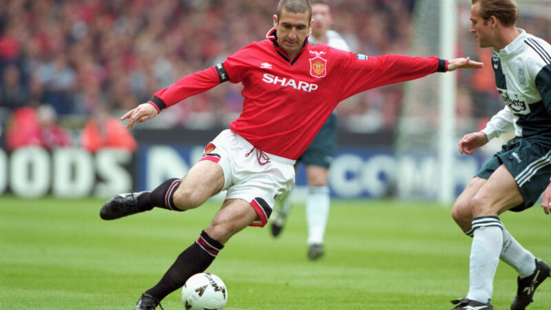 “Era più che un animale domestico di un insegnante, era come un figlio perduto da tempo a Sir Alex ad un certo punto” L’ex uomo del Manchester United Lee Sharpe usa Eric Cantona Esempio per sostenere l’approccio dell’Aston Villa