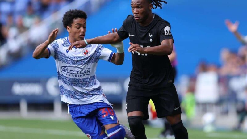 Il difensore del Tottenham Udogie potrebbe perdere l’inizio della stagione