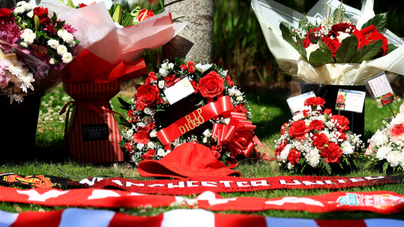 Il mondo del calcio rende omaggio dopo una tragica morte di Diogo Jota e fratello Andre