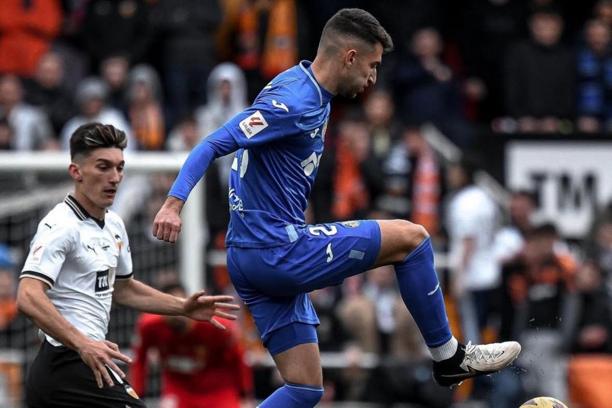 Yelu firma con Hellas Verona fino al 2028