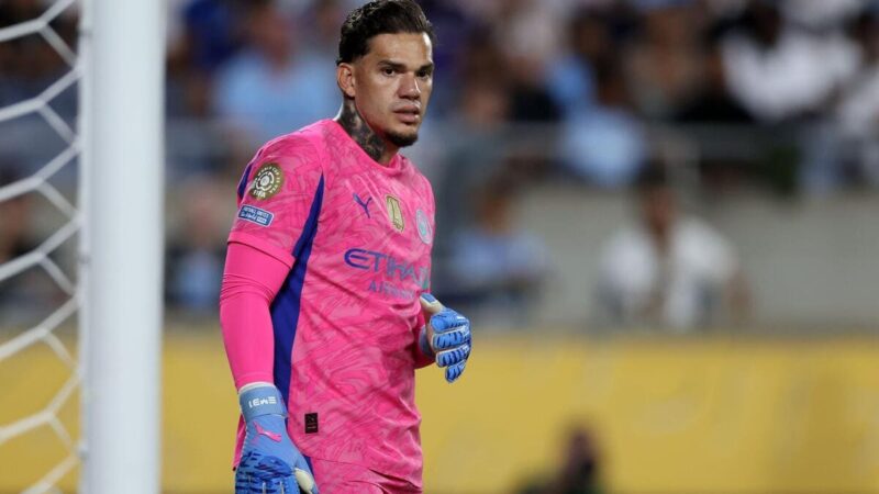 Allinearli confermati mentre Ederson è uscito dalla squadra di Guardiola