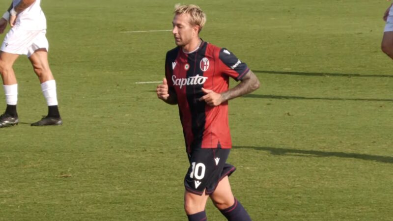 Bologna in ansia per Bernardeschi, ko al ginocchio nell’amichevole con la Vis Pesaro