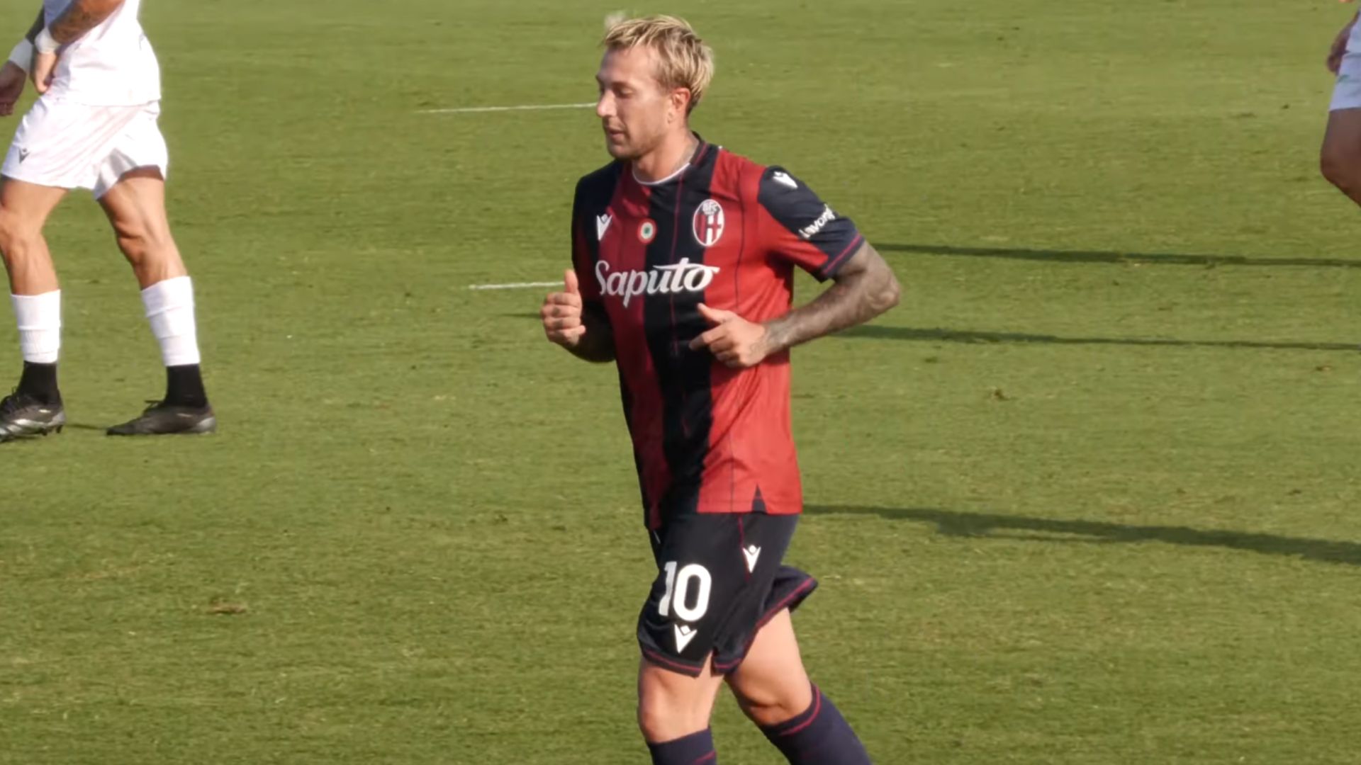 Bologna in ansia per Bernardeschi, ko al ginocchio nell’amichevole con la Vis Pesaro