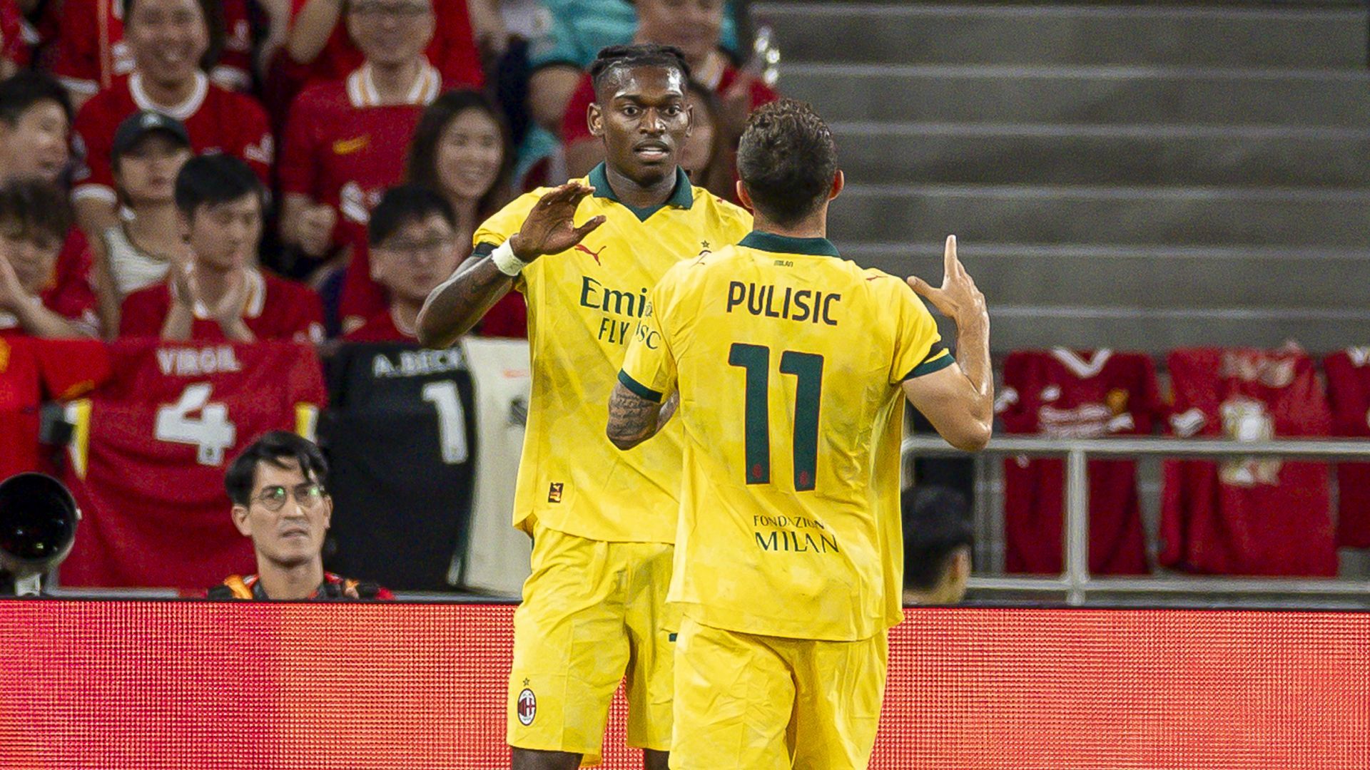 CM.com – Milan-Bari LIVE 1-0: Leao segna poi esce per infortunio