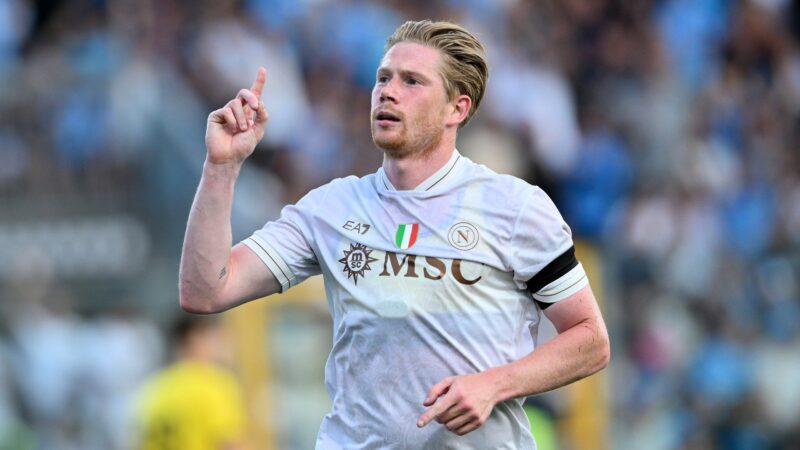 CM.com – Napoli, 3-2 al Girona nel segno di De Bruyne: assist per Di Lorenzo e poi i primi due goal in maglia azzurra. Tutti i segnali