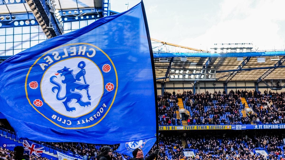 Chelsea faccia 74 addebiti di fa per i pagamenti degli agenti