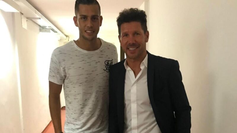 “Era un partner di suo figlio Giovanni e è venuto a trovarci. L’ho visto in salotto e ho chiesto una foto”