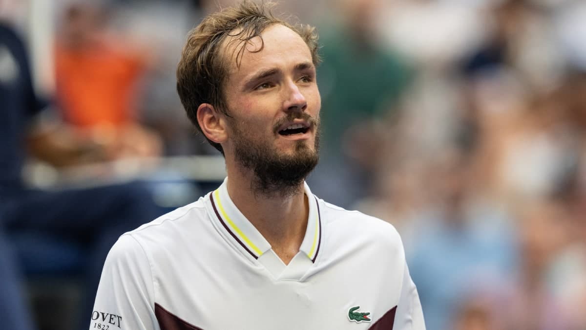 Guarda l’incidente del fotografo in Match Medvedev