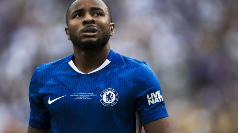 Il Chelsea riceve una manna in contanti da £ 30 milioni per il flop di Stamford Bridge man mano che i fondi arrivano in tempo per l’affare Xavi Simons