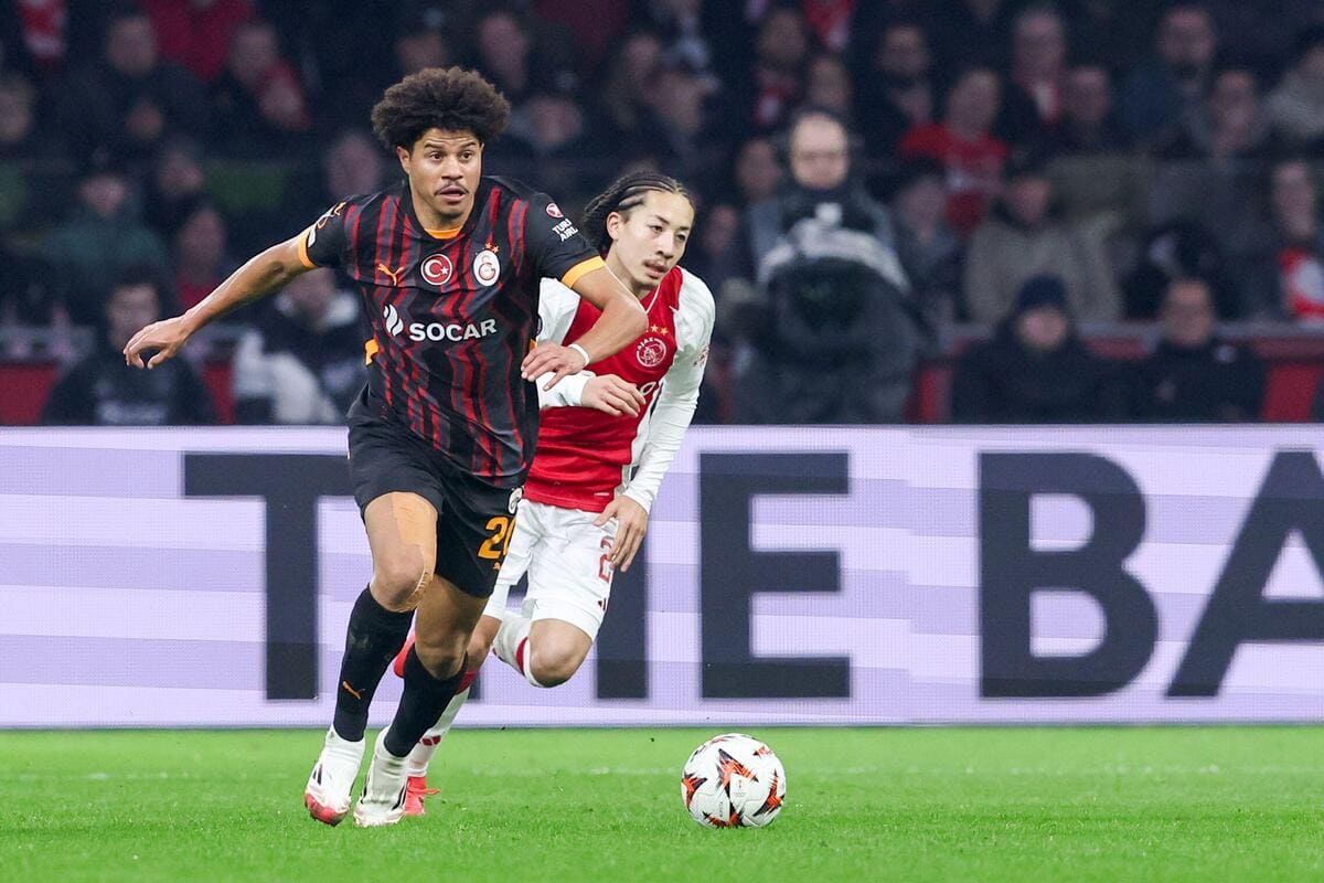 Il centrocampista brasiliano del Manchester United Eye dopo essersi avvicinato a Benjamin Sesko Switch