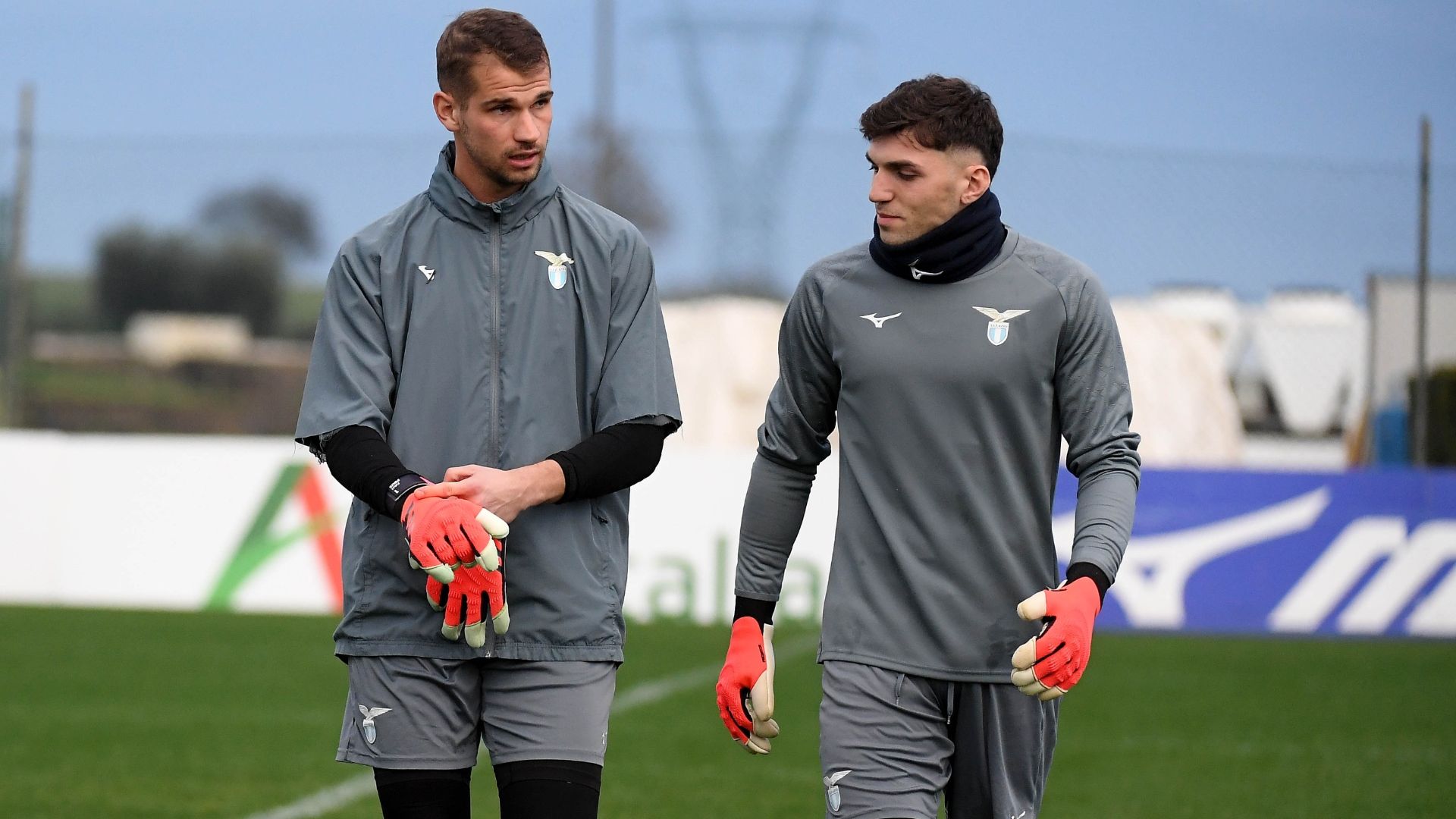 Lazio, Mandas: “Il dualismo con Provedel fa migliorare entrambi. Nello spogliatoio c’è un bel clima”