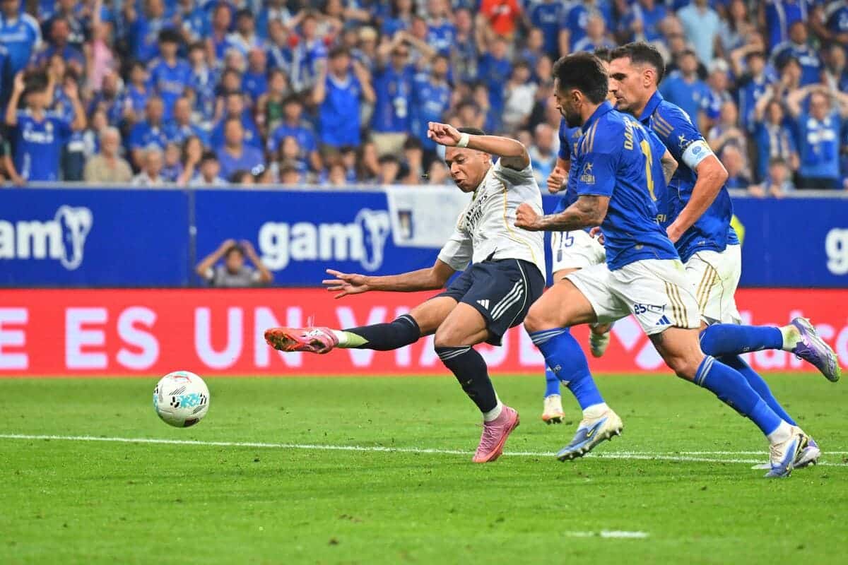 Mbappe Double vede gli uomini di Alonso mantenere il 100% di inizio