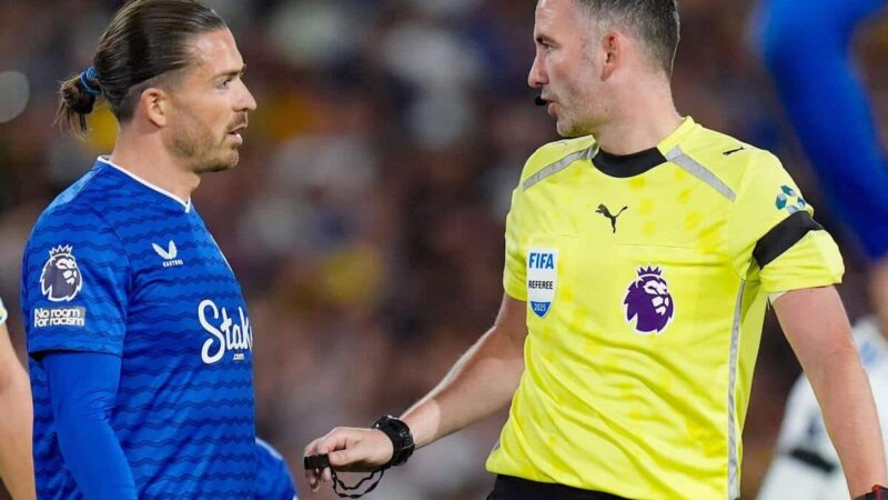 Moyes lamenta “decisione davvero scarsa” mentre Everton perde a Leeds